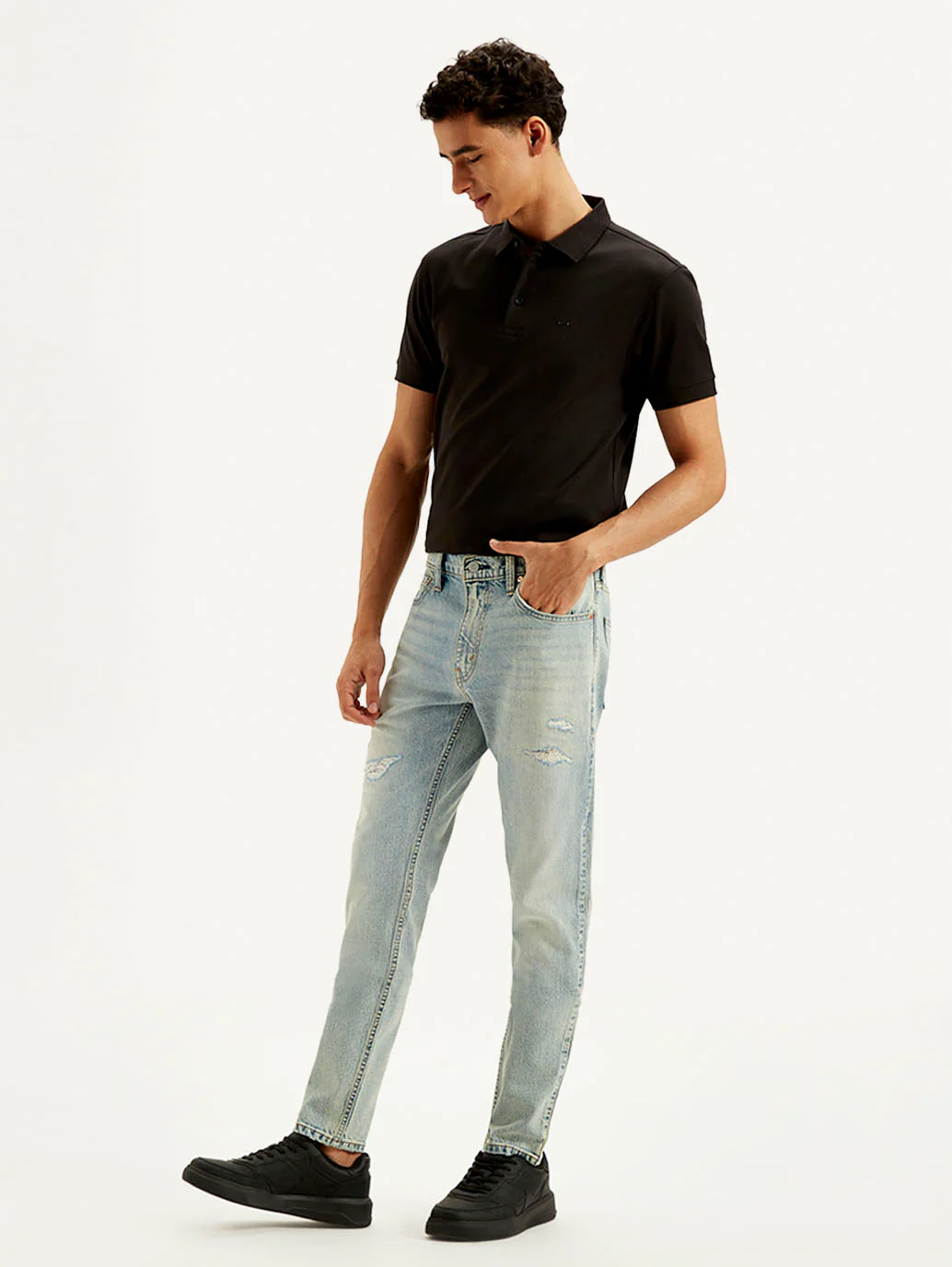 Men's 512 Light Blue Slim Tapered Fit Mid Rise Jeans