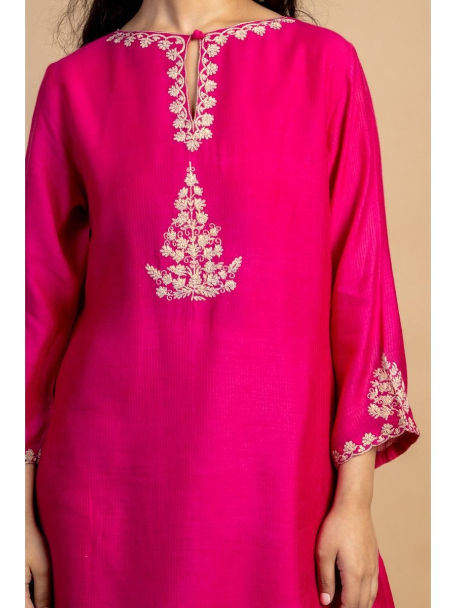 Tejo Kurta with Golden Embroidery