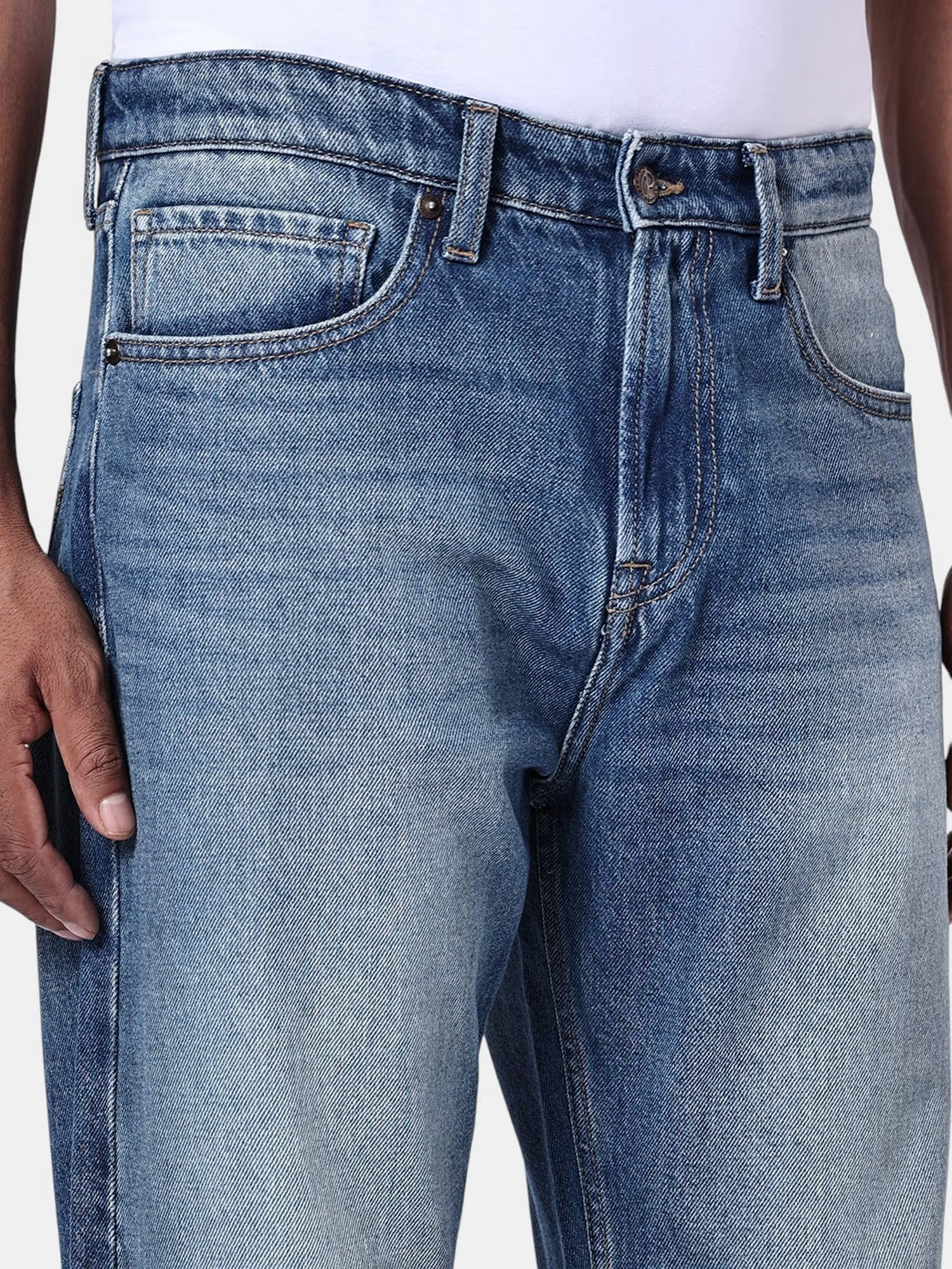 Blue Men Relaxed Fit Jeans