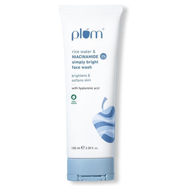 Plum 2% Niacinamide Face Wash With Rice Water For Oily Skin, Brightens & Hydrates