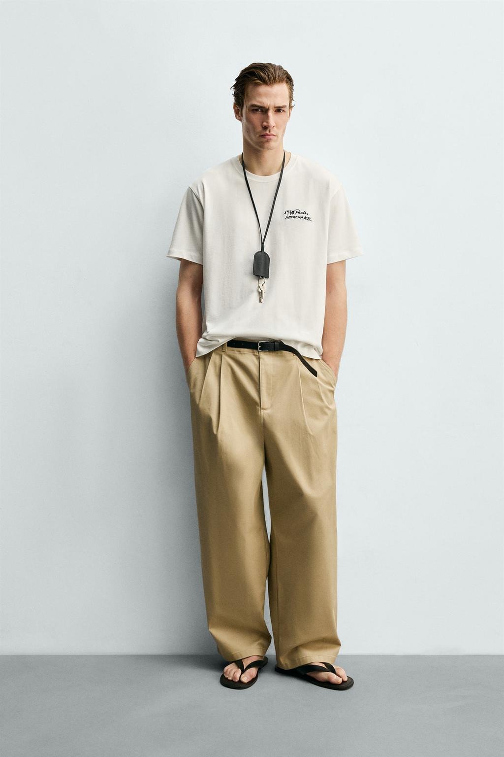 EMBROIDERED SLOGAN T-SHIRT