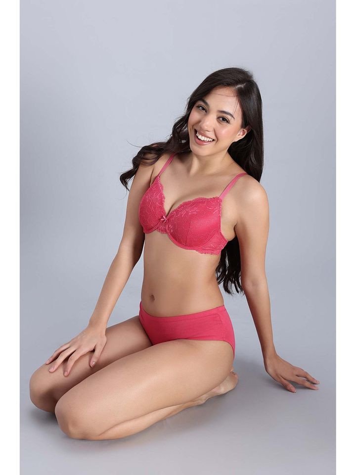 Zivame Beautiful Basic Padded Regular Wired 3/4Th Coverage Lace Bra - Claret Red