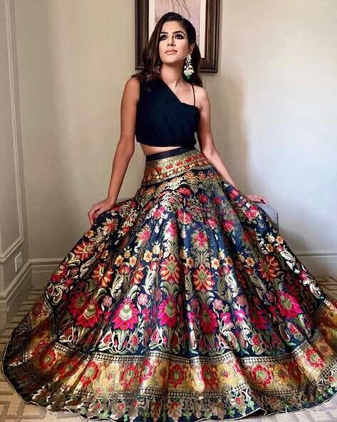 Embellished Lehenga Choli Set with dupatta