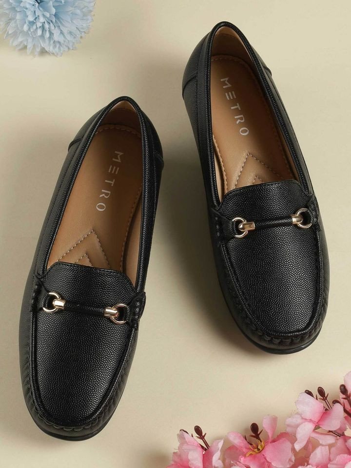 Metro Black Synthetic Round Toe Loafers