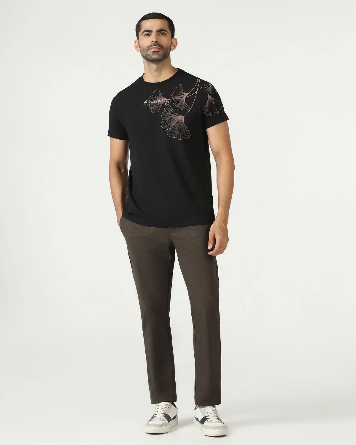 Black Crew Neck Solid T-Shirt - Roxx