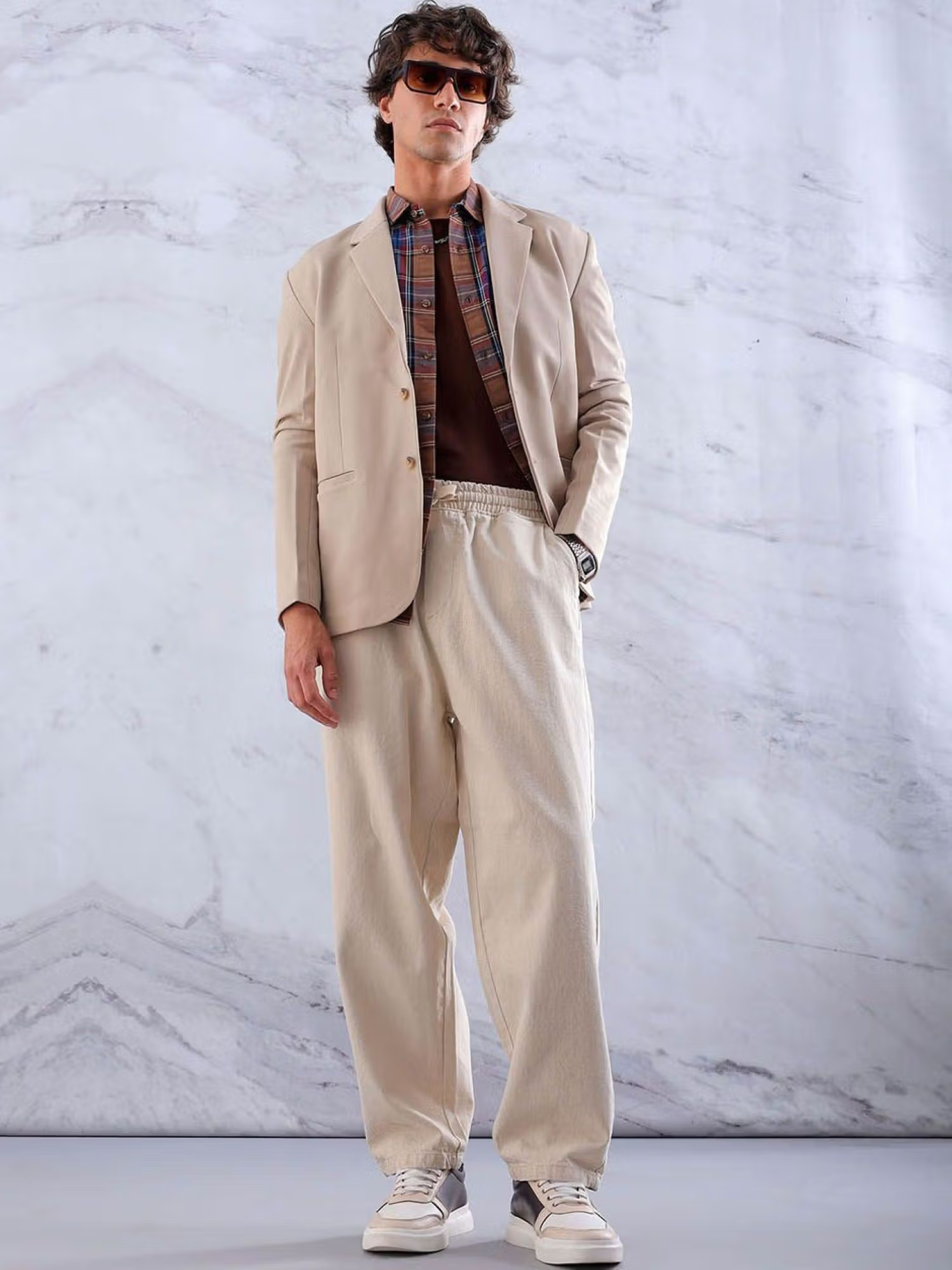 Off White Men Loose Fit Solid Mid-Rise Denim Pant